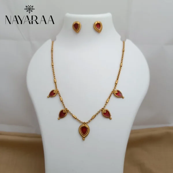 Antique Necklace N7R