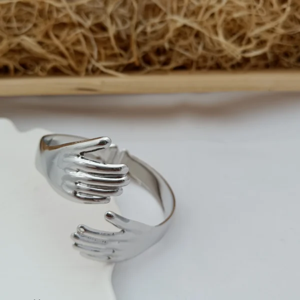 Anti Tarnish Bracelet B10