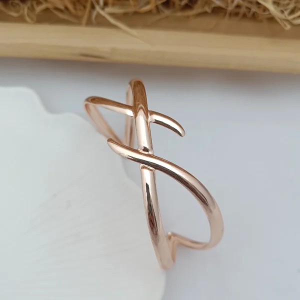 Anti Tarnish Bracelet B12