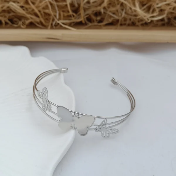 Anti Tarnish Bracelet B22