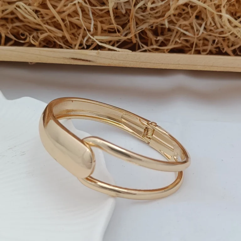 anti tranish bracelet