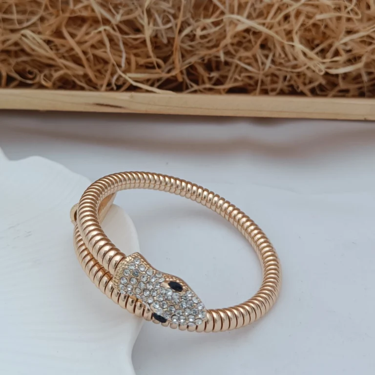 anti tranish bracelet