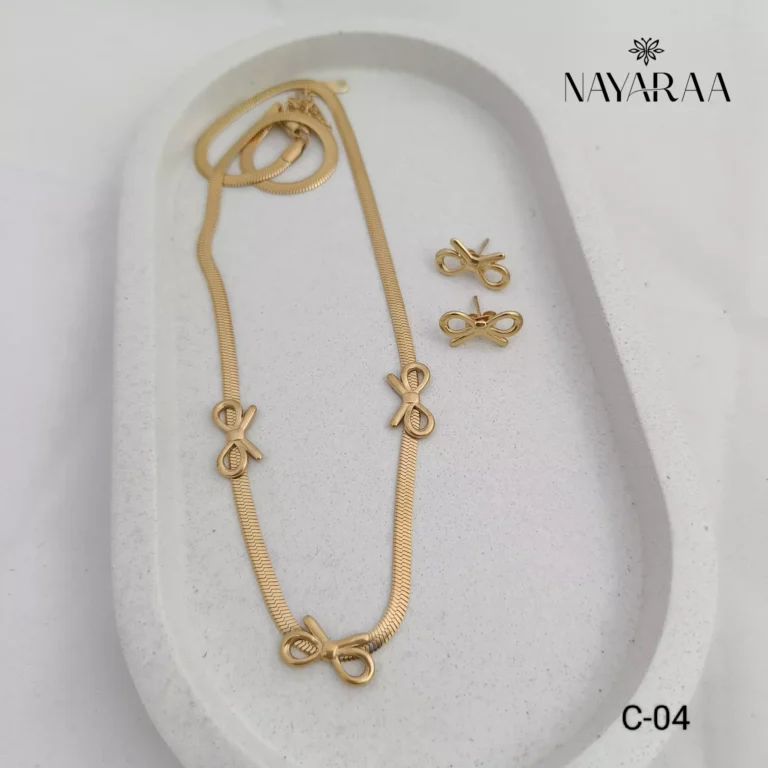 Anti Tarnish Chain Pendent