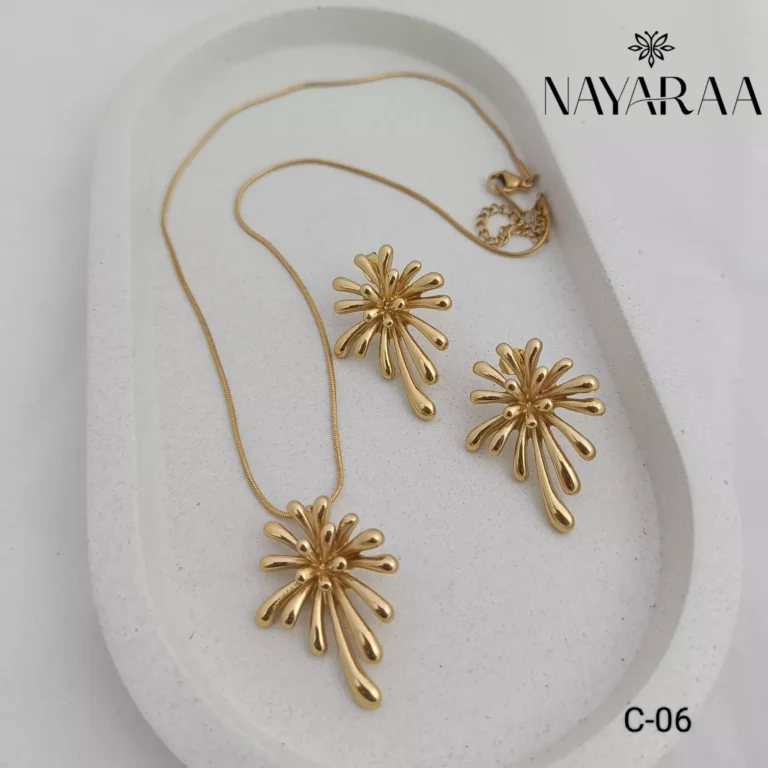 Anti Tarnish Chain Pendent